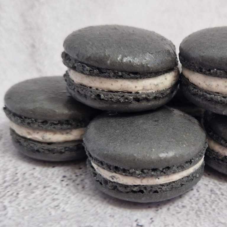 Cookies n Cream Black Macarons Oreo Bourbon Biscuits